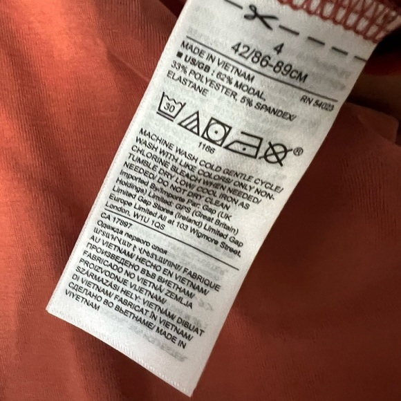 Banana Republic Sleeveless Jumpsuit with Wide-Leg Silhouette - Picture 11 of 11